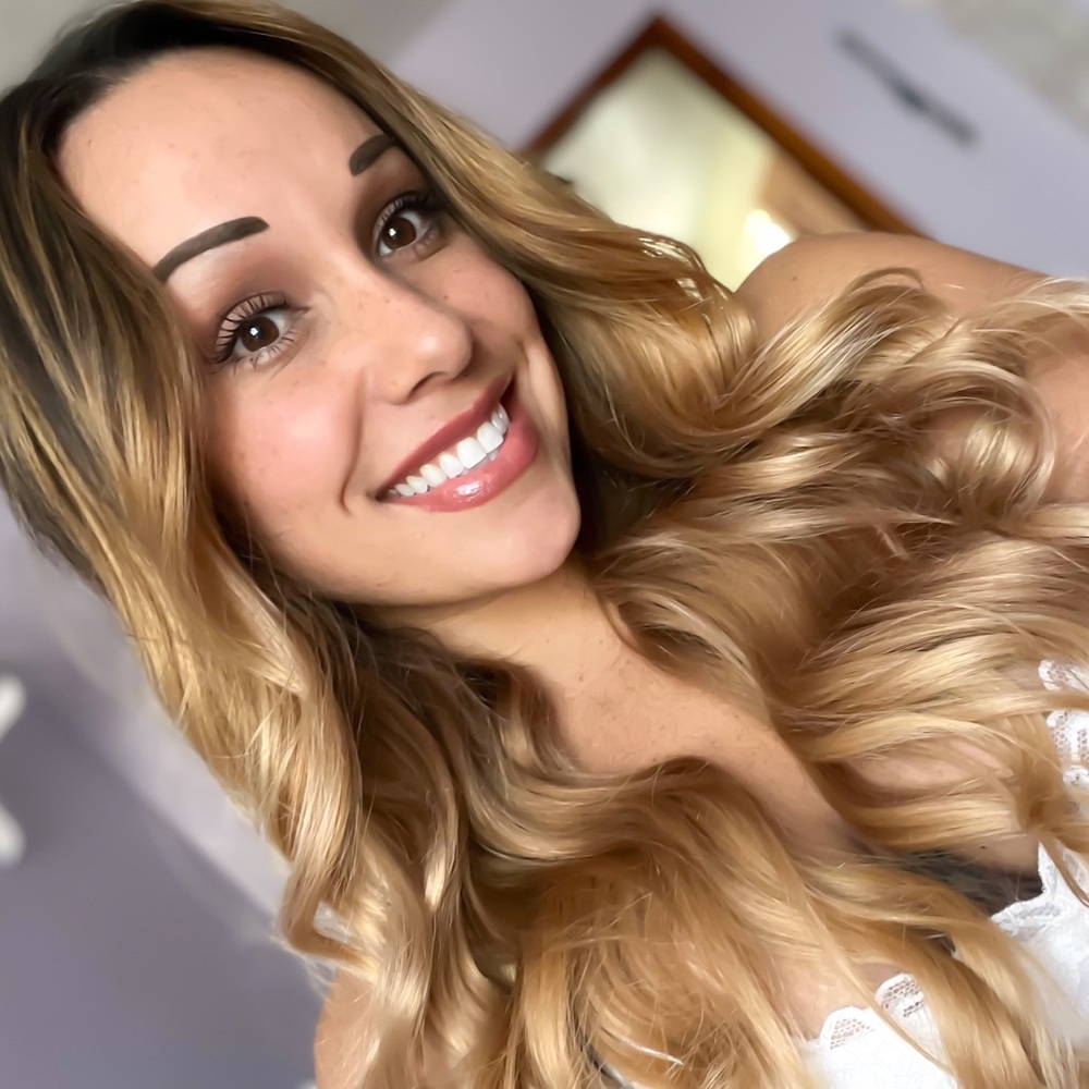 Meet your Posher, Courtney